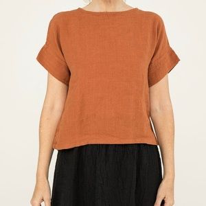 Elizabeth Suzann Georgia Tee in Amber Linen Gauze